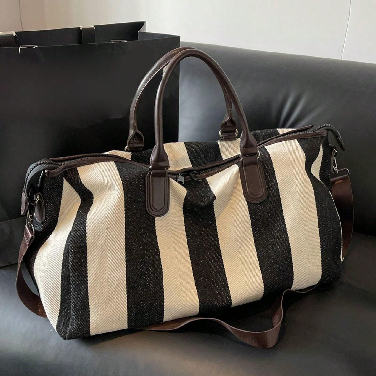 High-value travel bag, large-c - огляд і ціна Doctor Bag Leather