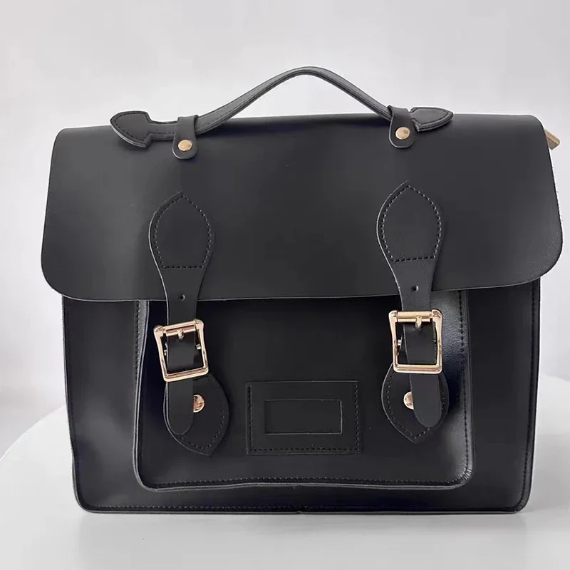 2026 Wednes­Day Backpack Small - огляд і ціна Doctor Bag Leather