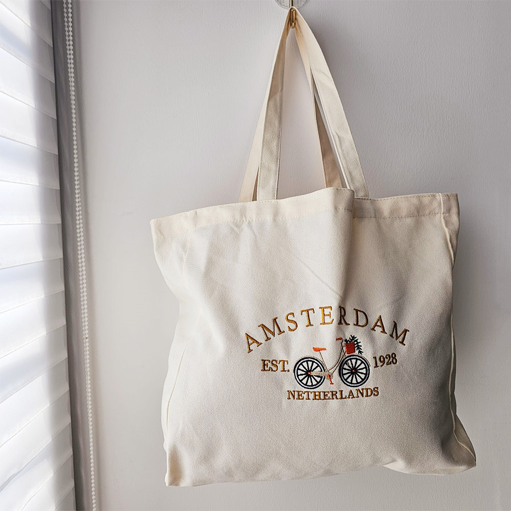 Amsterdam Netherlands Vintage  - огляд і ціна Women Bags Ck